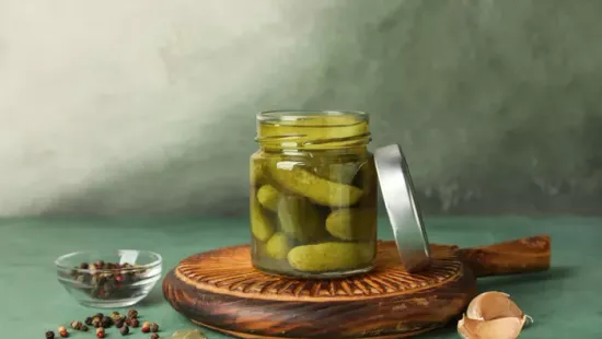 Nem is gondolnád, hogy mennyi mindenre jó a savanyú uborka leve