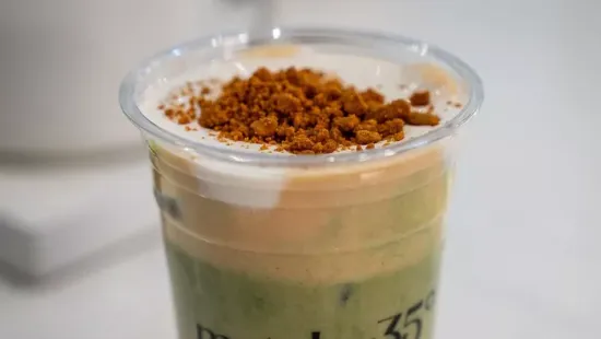 Sokan már ezt isszák kávé helyett, sorok kígyóznak a desszertitalért