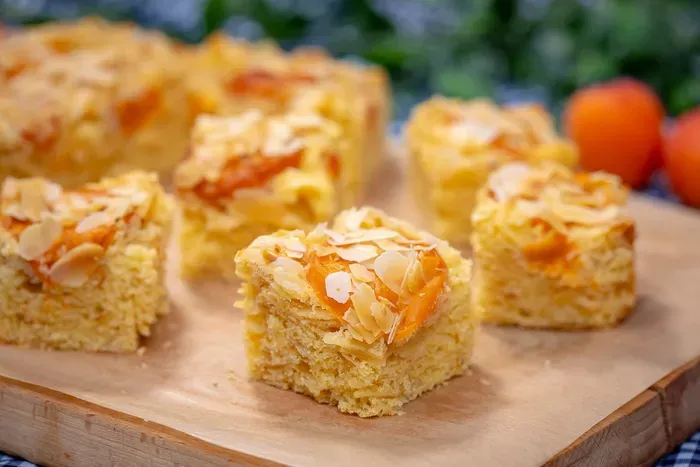 Barackos pite pirított mandulával