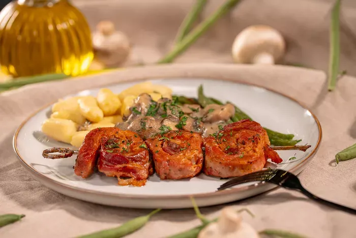 Gluténmentes gnocchi baconos szűzérmével recept