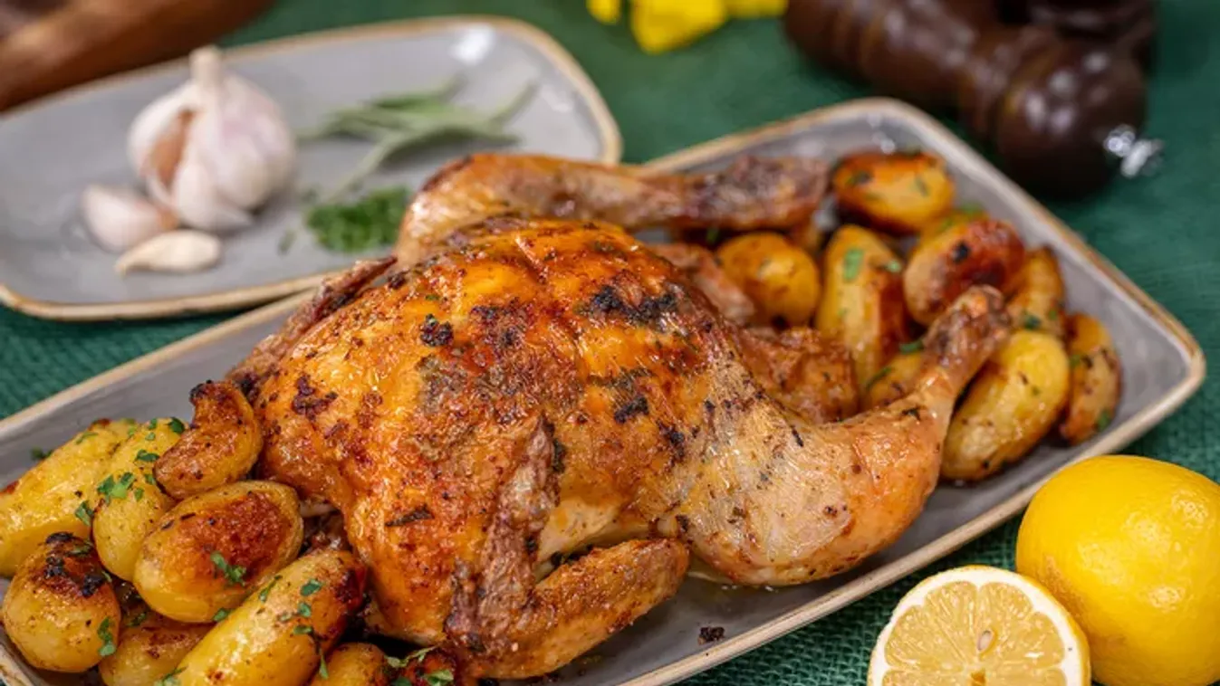 Fűszervajas grillcsirke sült újburgonyával  recept