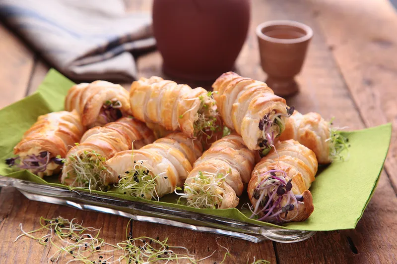 Tormás tojáskrémmel töltött habroló 