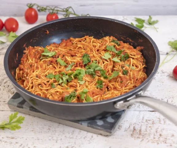 Egyszerű paradicsomos-tonhalas spagetti