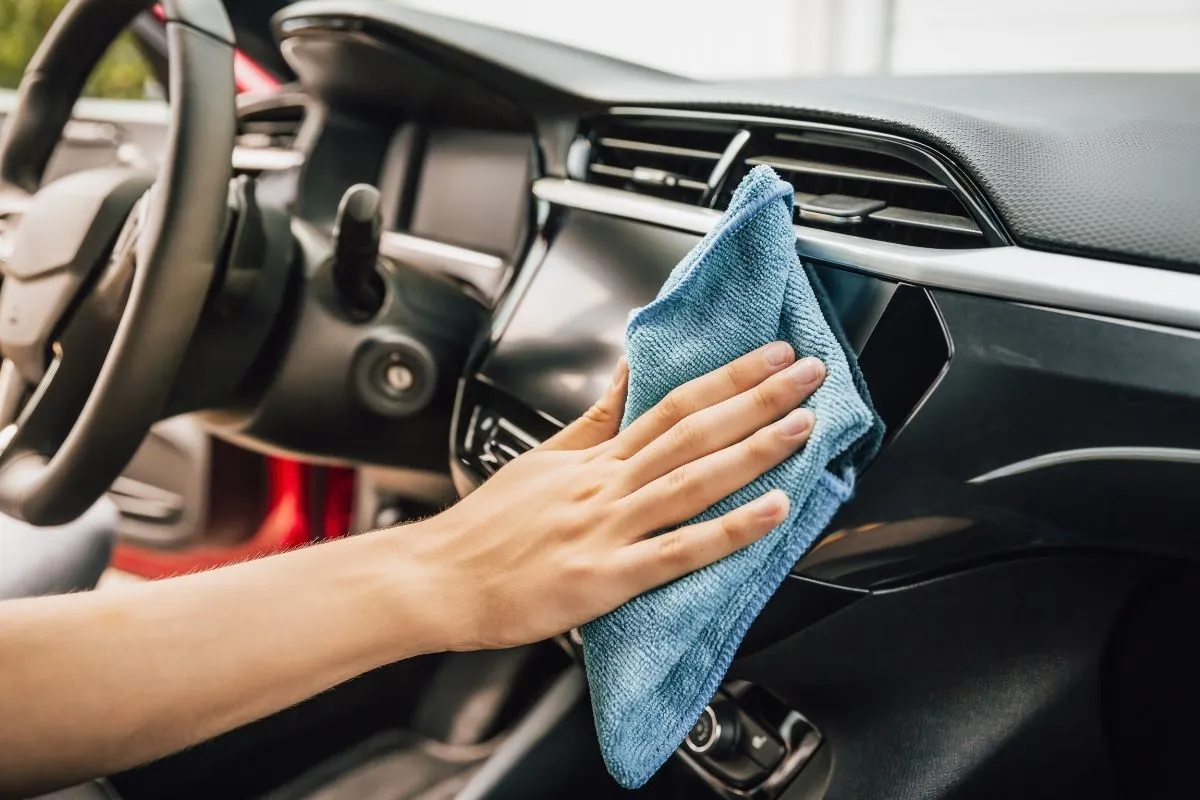 Praktikus autótisztítási termékeket kínál a SPAR, szuper kedvezményekkel