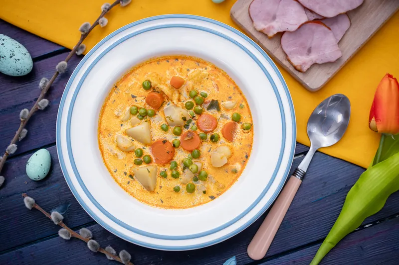 Sonkalében főtt borsóleves