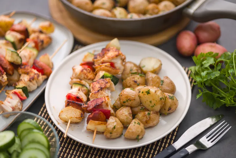 Csirkemell saslik újkrumplival