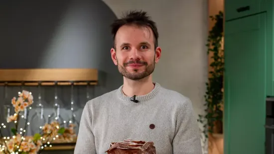 Palacsintatorta, ahogy még biztosan nem készítetted: rózsává formázva lesz különleges