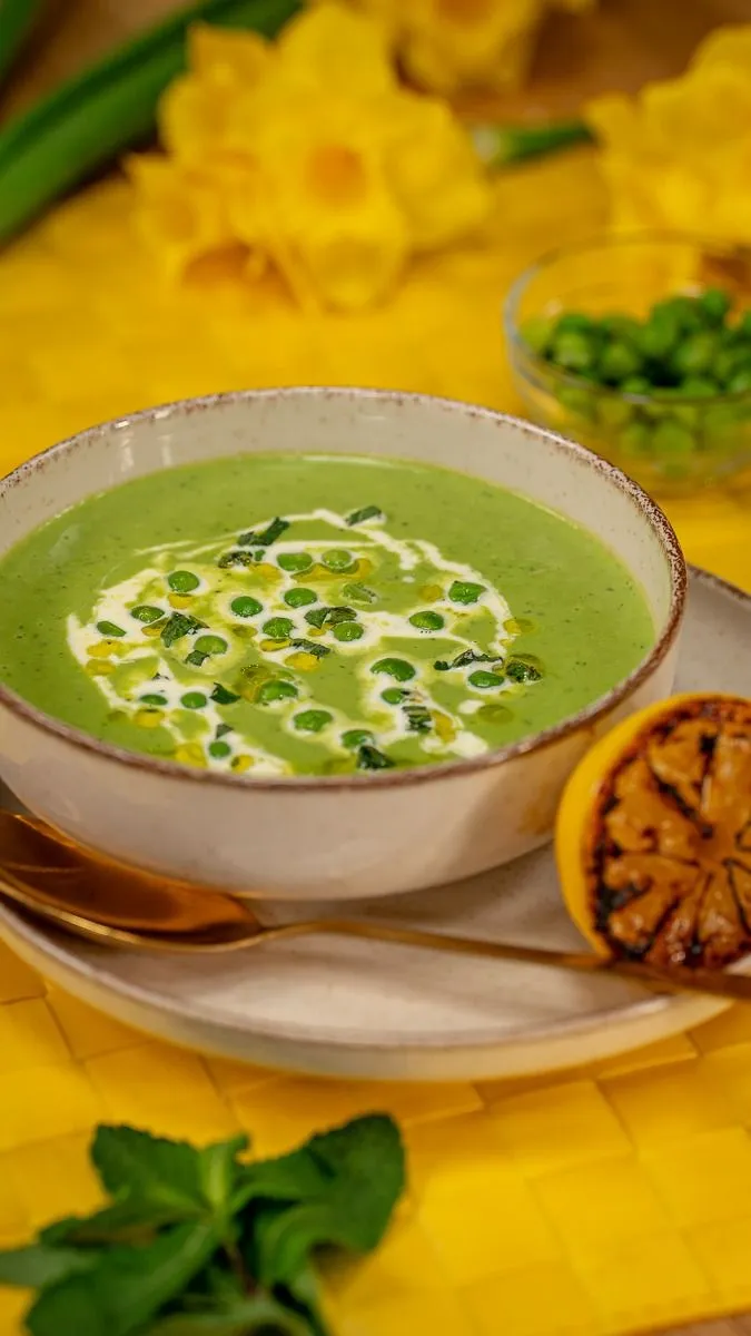 Mentás zöldborsókrémleves