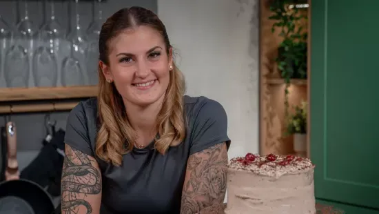 Így készül egy igazi klasszikus, a legfinomabb Feketeerdő-torta