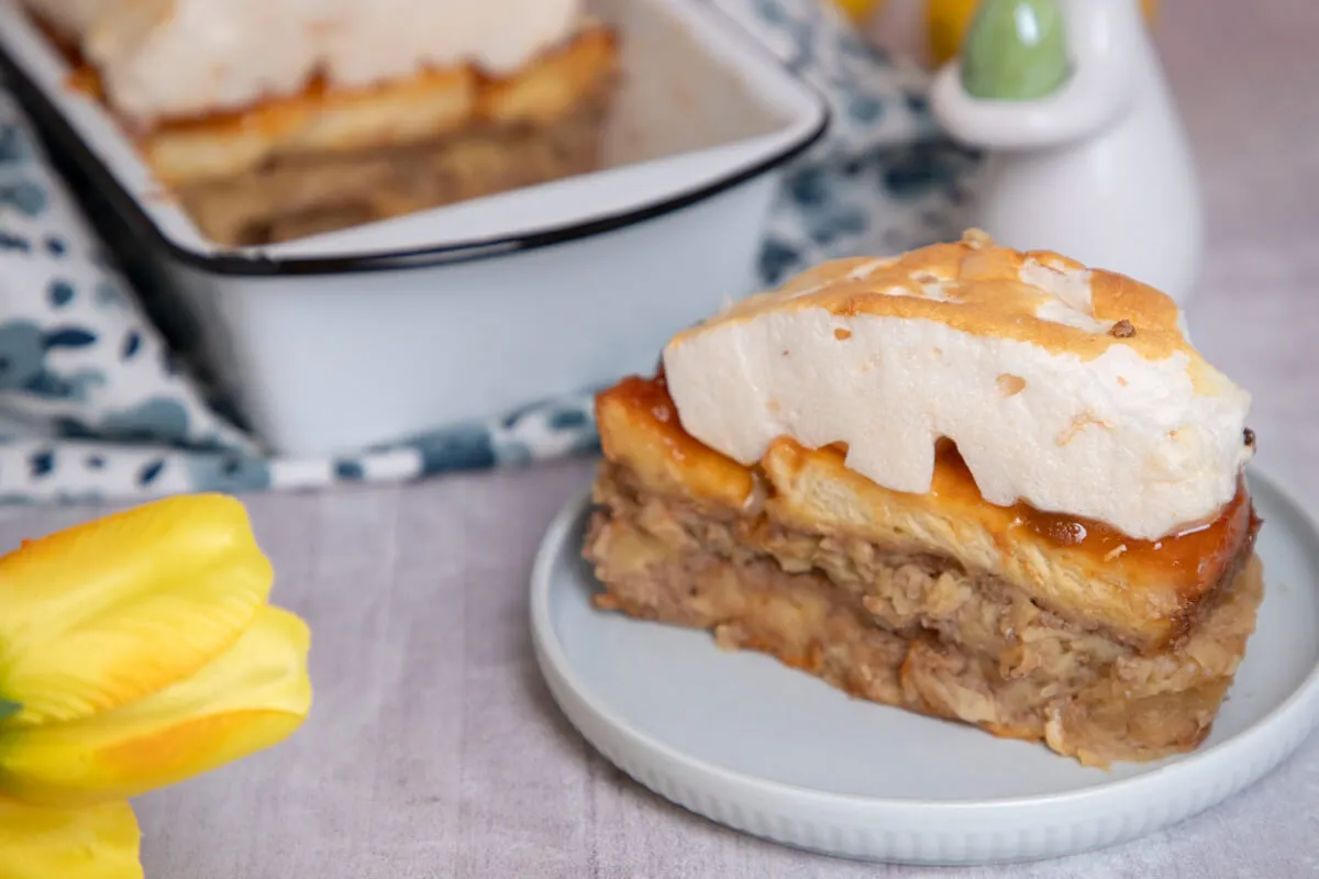 Máglyarakás húsvéti kalácsból