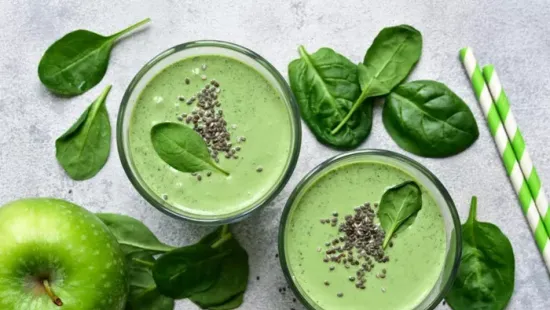  Szokatlan, mégis működik: tavaszi turmixok, amelyek támogatják a zsírégetést