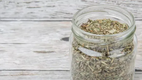 A máj és az epe hálás lesz érte: 4 gyógynövény, amit érdemes kipróbálni