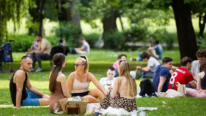 Idén is jégbe hűtött élményekkel vár a 15. Rosalia Borpiknik