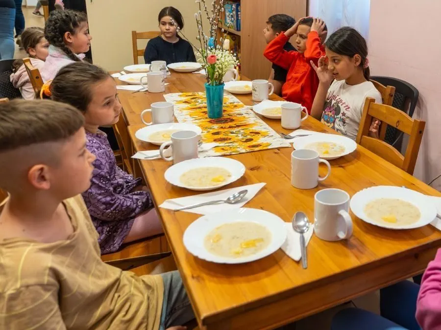 Amikor a megmaradt étel segítséggé válik