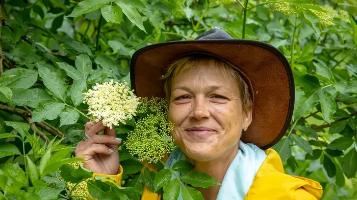Fedezd fel a természet ízeit: kóstolj vadnövényeket a Mindmegette kurzusán - VIDEÓ