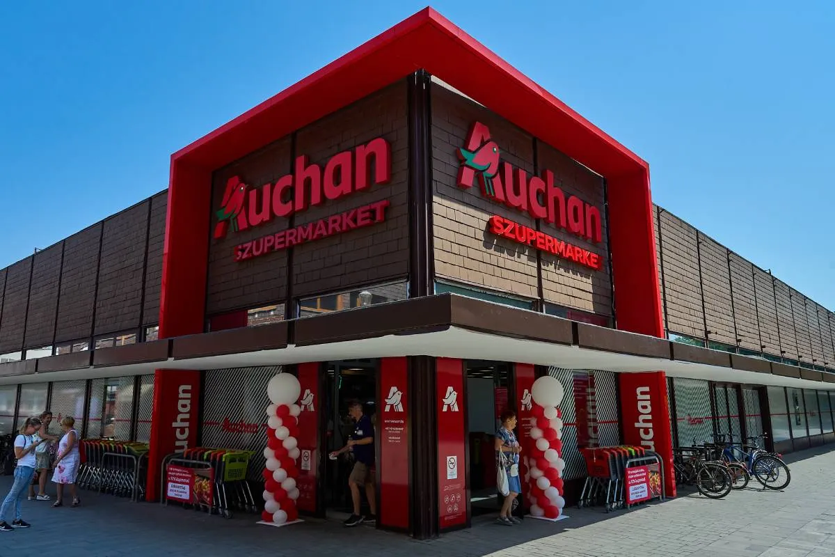 Szekszárdi Auchan ünnepélyes megnyitó
