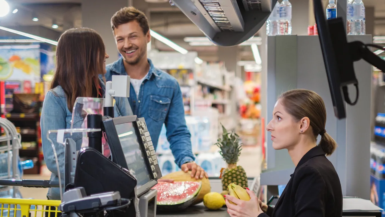 Az őszi gyerekruhák között az ALDI és a LIDL kínálatában is akadnak kedvező árú alapdarabok